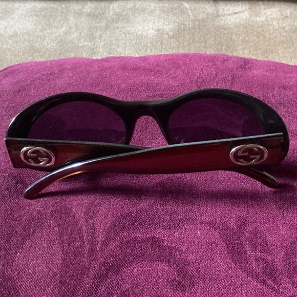 Gucci Sunglasses Wine color - Picture 2 of 2